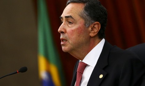 Jornalistas condenam Barroso por ter exposto a realidade autoritária brasileira