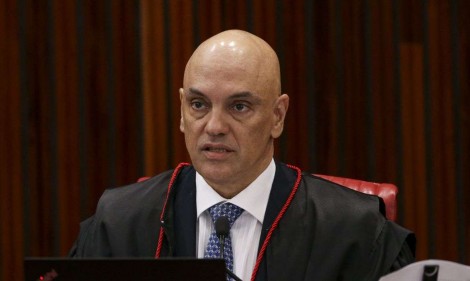 Moraes manda bloquear conta bancária de adolescente, filha de Oswaldo Eustáquio