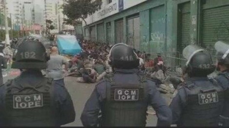 Em pleno domingo, polícia sob o comando de Tarcísio e Derrite, surpreende 15 traficantes na Cracolândia