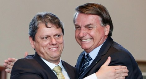 A "jogada de mestre" de Tarcísio que pode beneficiar Bolsonaro