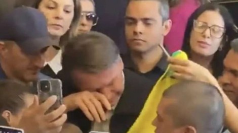 O choro de Bolsonaro diz muito mais do que imaginamos (veja o vídeo)
