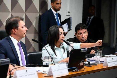 Governo derruba requerimento de convocação do homem que poderia esclarecer a “omissão” de Dino (veja o vídeo)