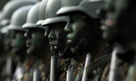 Em caso que chocou o Brasil, Exército prende 17 militares