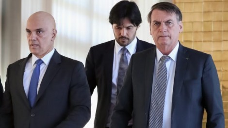 Bolsonaro descobre plano para prendê-lo e já pensa na "reação"
