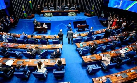 O Brasil acompanha e divulga o voto de cada senador