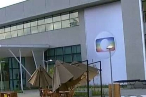 Globo promove demissão em massa e se desespera...