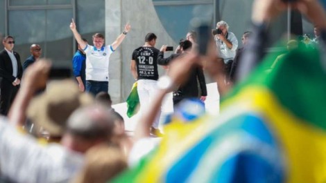 Quase no fim de 2023, eis que surge uma saída contra a censura...