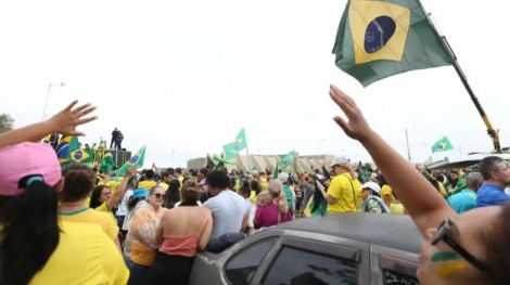 Com penas extremamente pesadas, STF condena mais 15 pessoas pelo 8 de janeiro