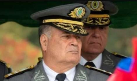 URGENTE: Ex-comandante do Exército não usou a palavra "golpe" em depoimento