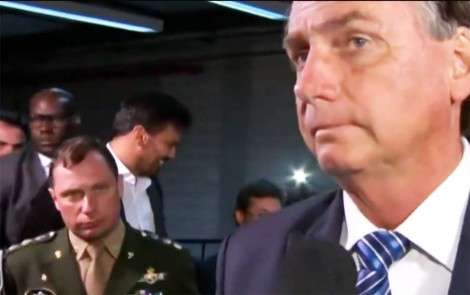 Mesmo contra a parede, Cid não revela o que "sistema" quer