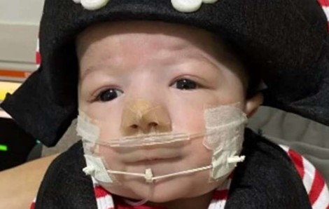 Filho de 9 meses de Zé Vaqueiro tem parada cardíaca, é socorrido e está na UTI (veja o vídeo)