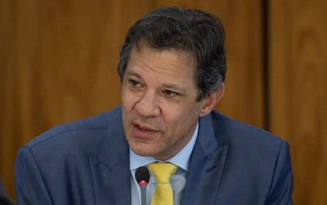 Haddad visita o STJ e julgamento de ação de interesse do governo é marcado, causando estranheza