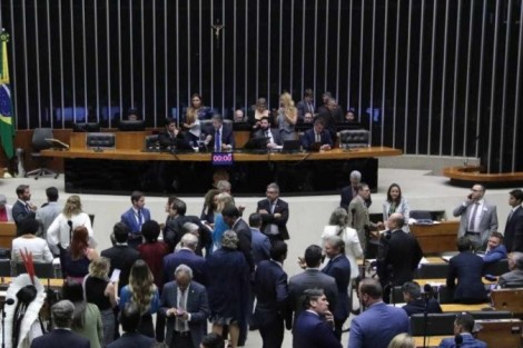 URGENTE: Deputado pode ser preso a qualquer momento