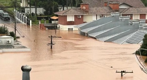 RS continua recolhendo corpos mais de dois meses após tragédia