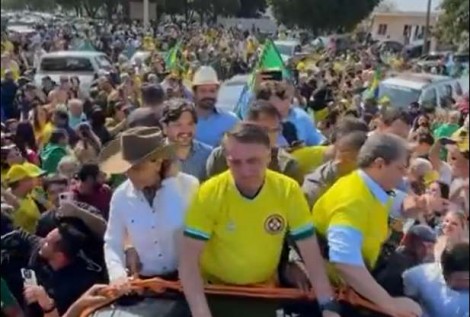 Bolsonaro hoje em Araçatuba faz o povo ignorar o frio (veja o vídeo)