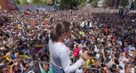 Maria Corina, com inigualável coragem, dá a resposta que o ditador Maduro não esperava (veja o vídeo)