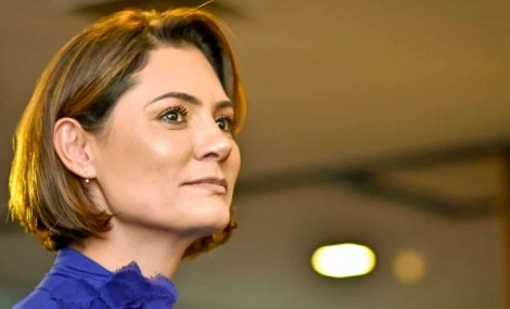 Michelle Bolsonaro quebra o silêncio e detona Globo, Lula e Janja: "Foram desmascarados"