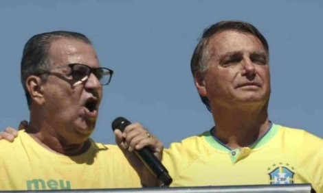 Bolsonaro resolve se manifestar sobre Malafaia