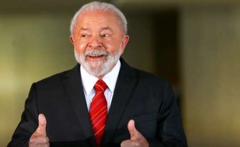 O “novo amor” de Lula: O ditador por quem hoje Lula se derrete