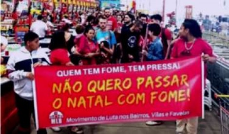 Movimento de extrema-esquerda invade mercado e faz arruaça exigindo cestas básicas e perus de natal (veja o vídeo)