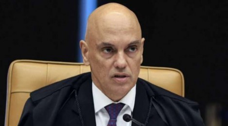 Prestes a sofrer nova derrota, Moraes vira chacota em livro de seu alvo