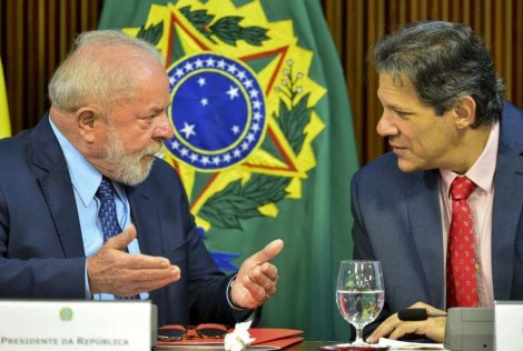 A crise fiscal, as investigações e a ridícula admissão de Lula sobre a fome no Brasil