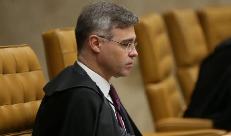 O inesperado levante de André Mendonça dentro do STF