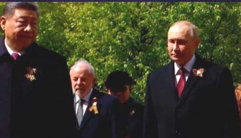Putin põe Lula em posição humilhante, desprestigiado e na segunda fila
