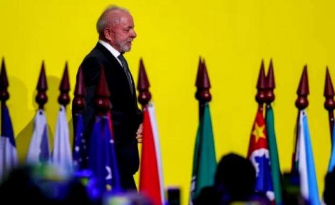 Lula é vaiado várias vezes no mesmo evento e passa vergonha descomunal (veja o vídeo)