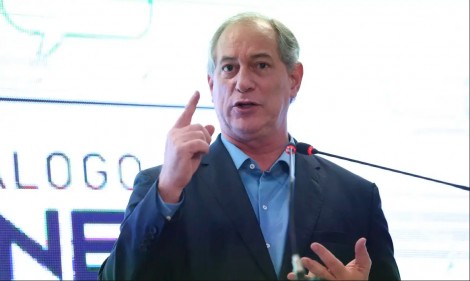 Ciro Gomes é novamente condenado