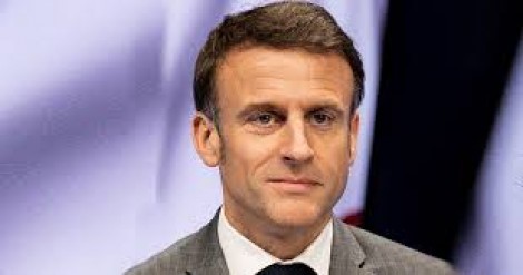 Macron sai em defesa do Irã