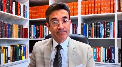 A debilidade (ou desonestidade) do comentarista “jurídico” da Rede Globo (veja o vídeo)