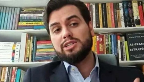 URGENTE: Renomado jornal internacional defende a liberdade de Filipe Martins