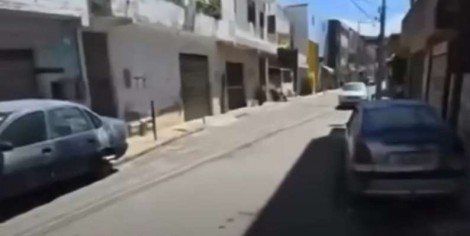 Ao vivo, repórter da Globo é ameaçado por criminosos do Comando Vermelho (veja o vídeo)
