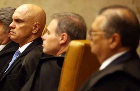 Político conhecido casa com advogada e faz "festa de arromba" com a presença de ministros do STF