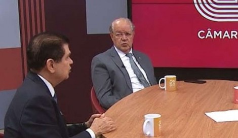 Deputado sofre AVC e é internado