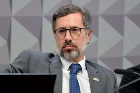 A cara de pau do ministro da CGU de Lula que liderou os ataques petistas à Transparência Internacional