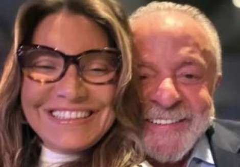 Janja aparece em show e estranho 'adereço' rouba a cena