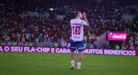 Camisa 10 de grande clube da série A descobre câncer