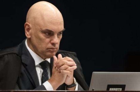 Magistrada analisa destituição de advogados e didaticamente destrói a decisão de Moraes