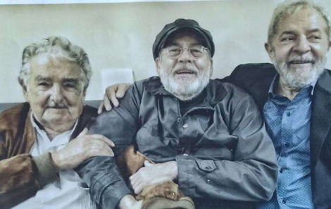 Morre ex-deputado, fundador do PT, esfaqueado pelo próprio filho