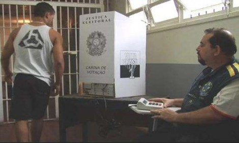Emenda proíbe voto de presidiário: “Chega a ser ridículo quando dizemos em outros países que no Brasil é possível preso votar”