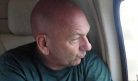 Avião com Luciano Hang enfrenta fortes ventos e “pousa de lado” na pista (veja o vídeo)