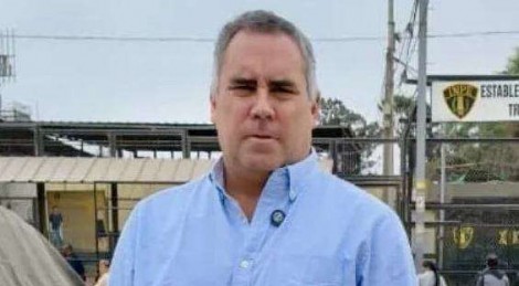 URGENTE: Candidato a presidente é alvo de atentado