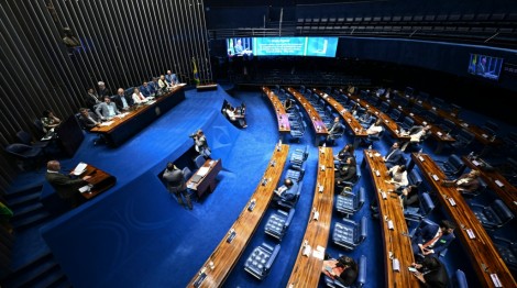 Relator faz ajuste providencial e PL da Dosimetria deve ser aprovado hoje no Senado