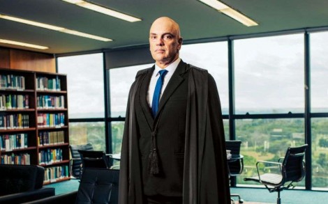 "Saída negociada" para Xandão