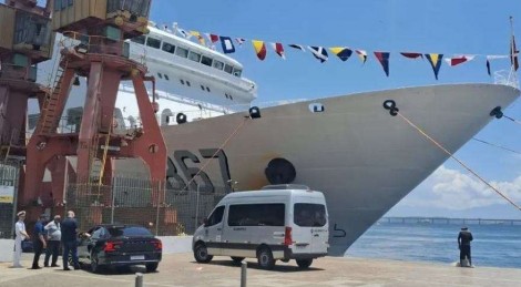 Um país sem soberania: Médicos brasileiros são impedidos de fazer vistoria em navio-hospital chinês