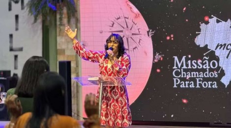 Morre cantora gospel, pastora que lutava contra o câncer