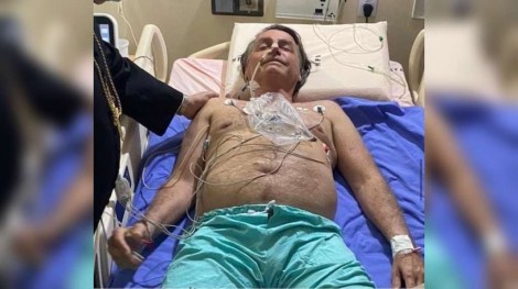 Associação de jornalistas denuncia atentado contra a vida de Jair Bolsonaro: "Um crime em curso"