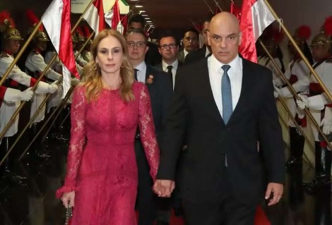 Entre 150 empresas de táxi aéreo no Brasil o “casal 20” escolheu voar nas asas da empresa de Vorcaro